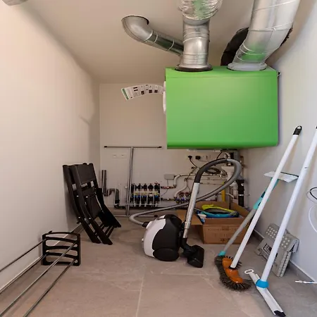 Apartament In Near The *