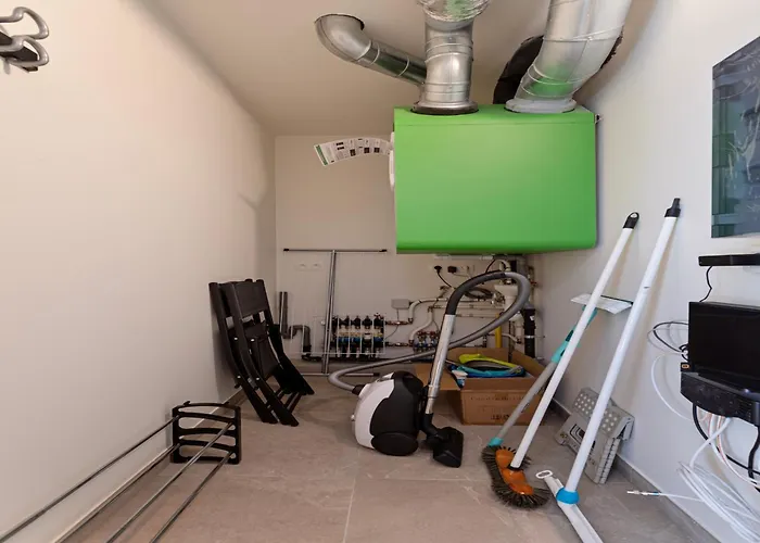 Apartment In Near The *